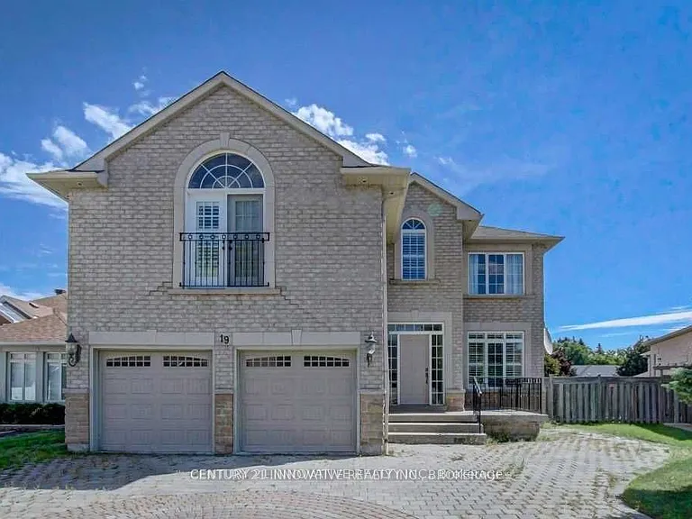 19 Brookgreene Cres — Photo 1