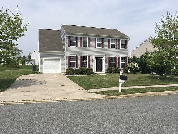 House from quite, residential street