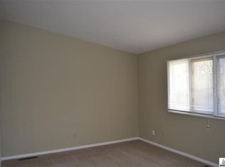 3418 SW Westwood Dr, Topeka, KS 66614