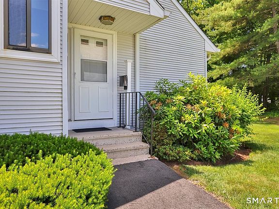 3rd image of 25 Locust Lane #25