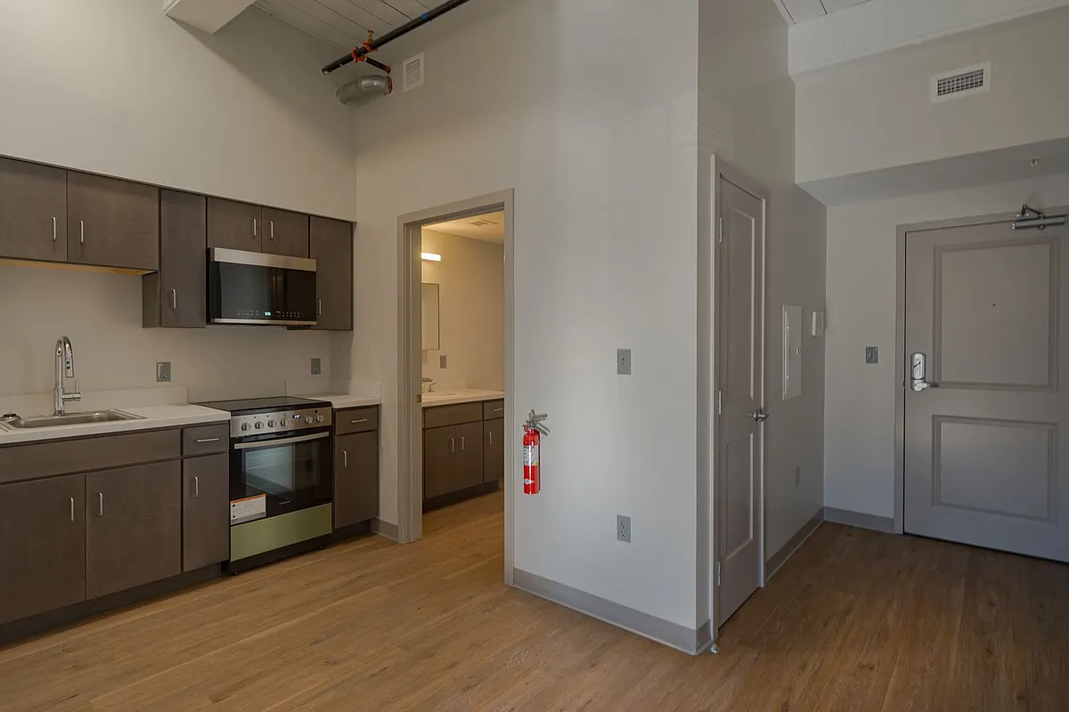 Building Photo - 47 Flat St #402