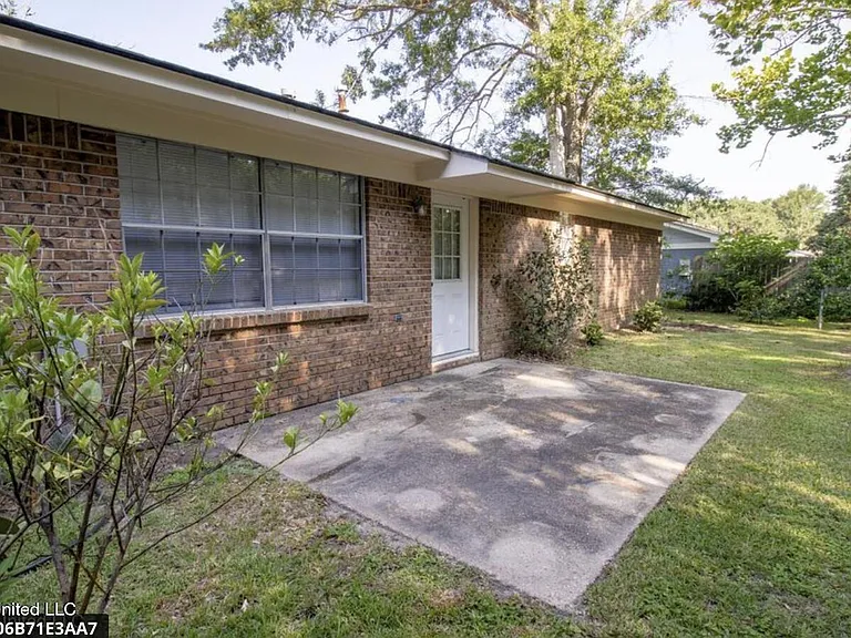 311 Sheppard Dr — Photo 12