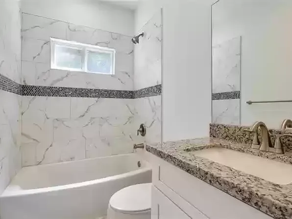 3826 Hamilton St, New Orleans, LA 70118