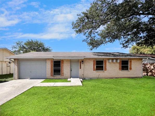 1705 Fairfield Dr, Plano, TX 75074