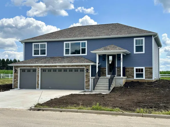 202 Parkview Avenue, Shullsburg, WI 53586