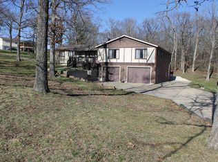 5716 Country Club Rd, Washington, MO 63090