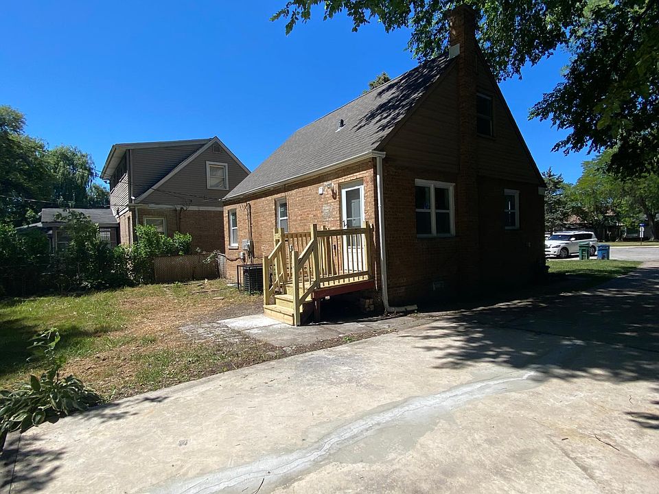1st image of 1628 Shirley Dr #1