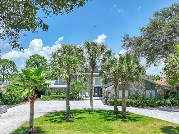 2nd image of 142 Indian Bayou Dr