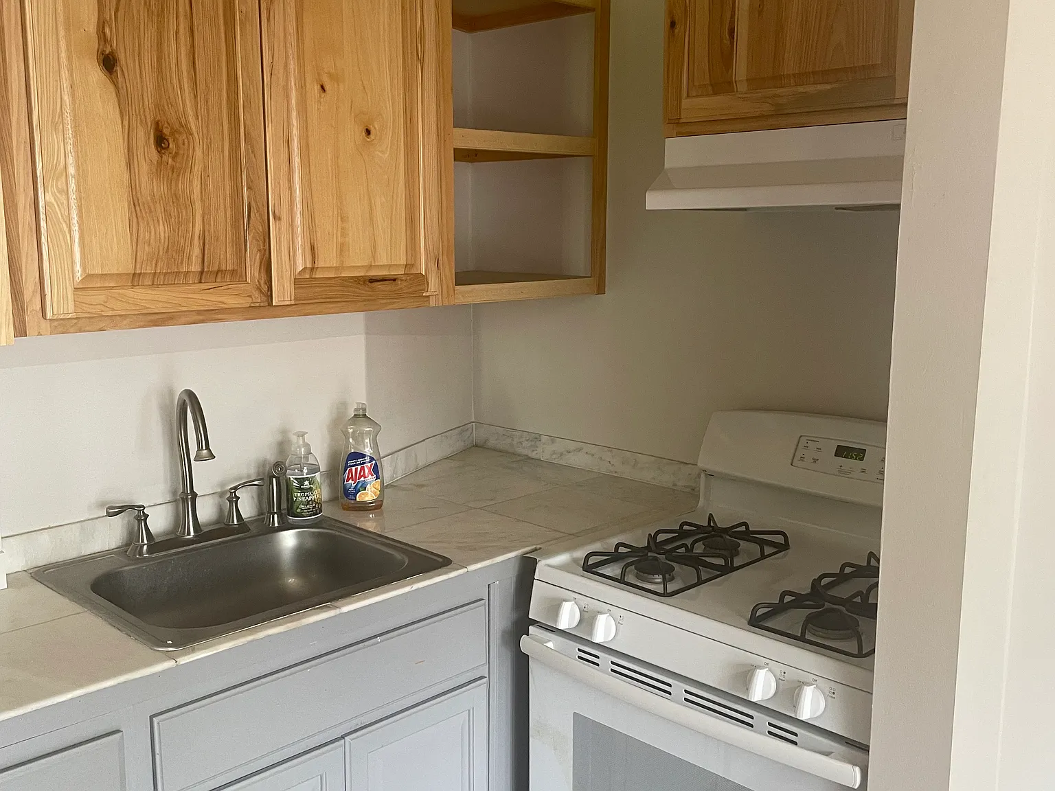 1 bed, $1,400 — Photo 4