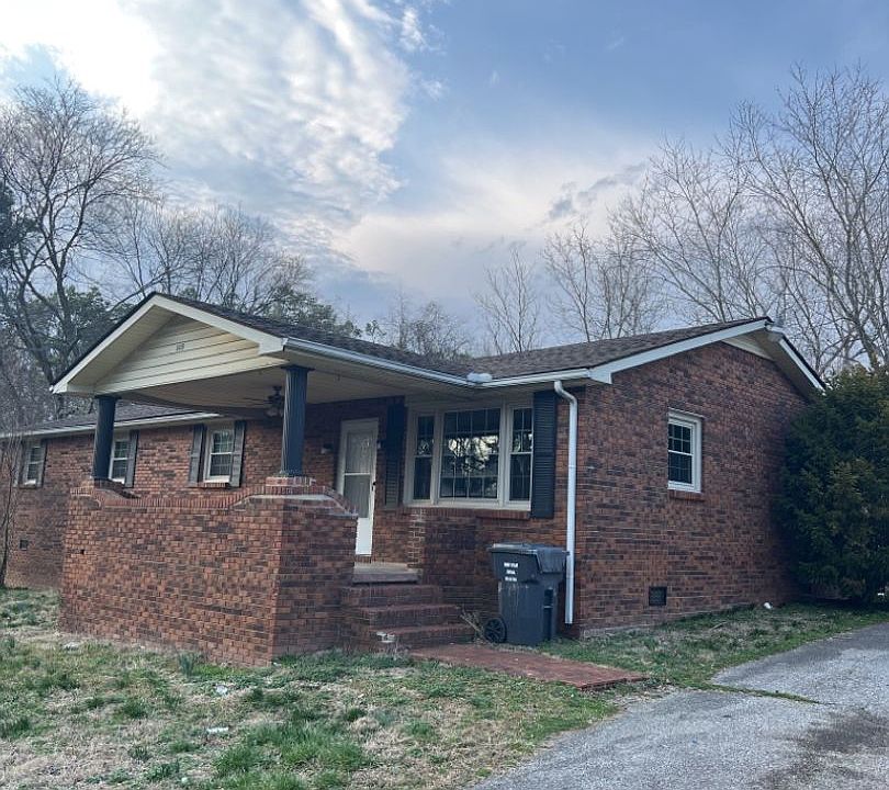 1st image of 115 Berne Dr