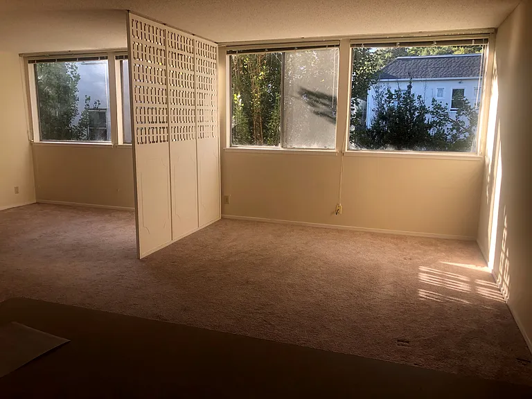 2477 Virginia St #204 — Photo 2