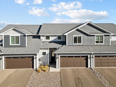 1704 Southpoint Ln, Hudson, WI, 54016