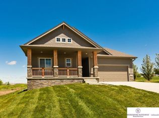 16856 Virginia St, Omaha, NE 68136