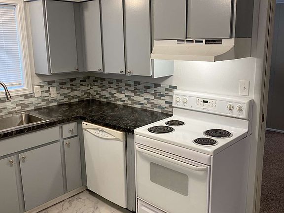 5th image of 18419 E Bow Ave #1