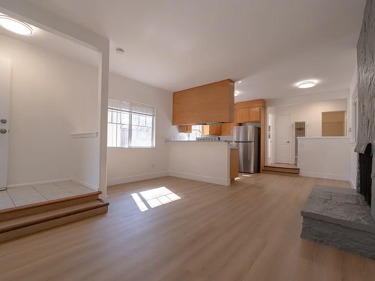 1215 Hidden Creek Pl #B — Photo 1