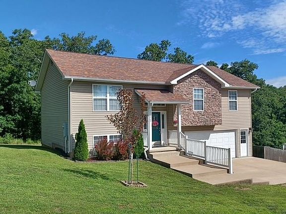 2nd image of 15825 Tundra St