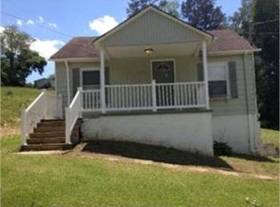 3911 Gap Rd, Knoxville, TN 37912