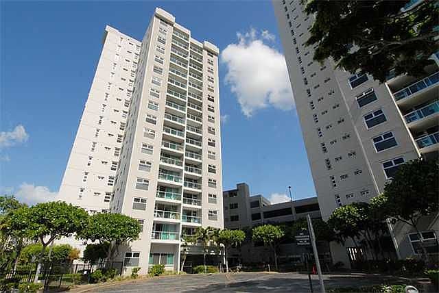 Convenient newer building Close to Everything!