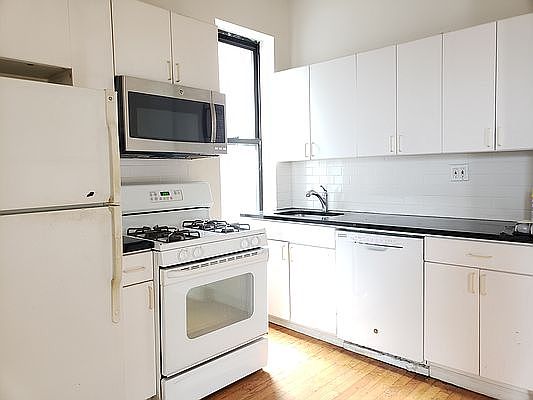 2nd image of 248 W 105th St #6PT