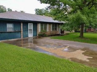 210 E Upshaw Ave, Temple, TX 76501