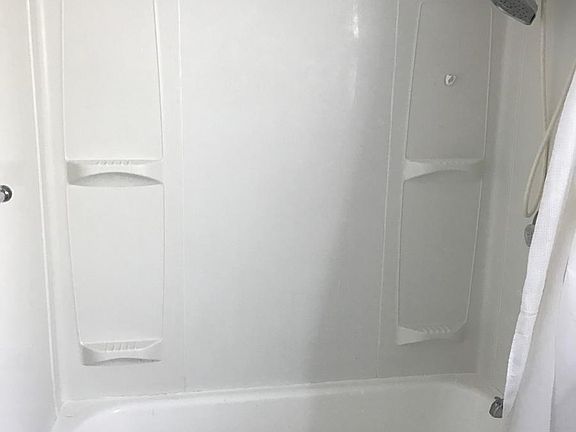 5th image of 2009 McGee Ave APT 3
