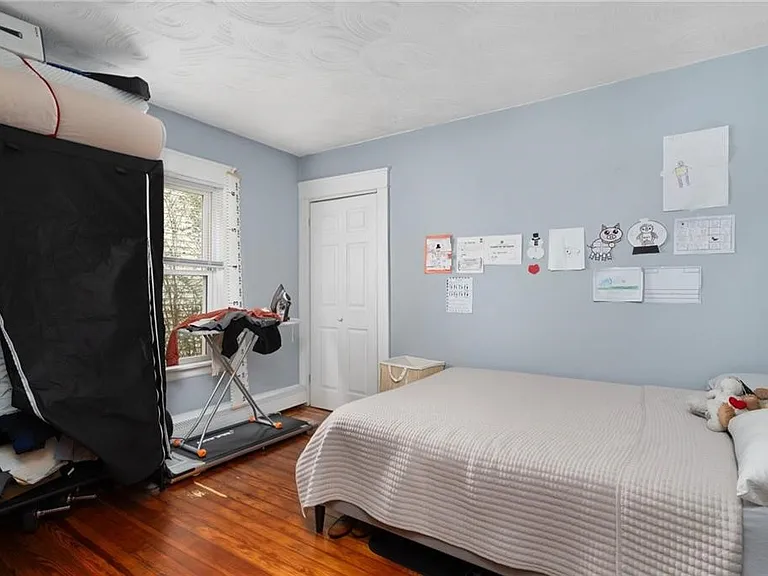 21 Waverly St #1 — Photo 9