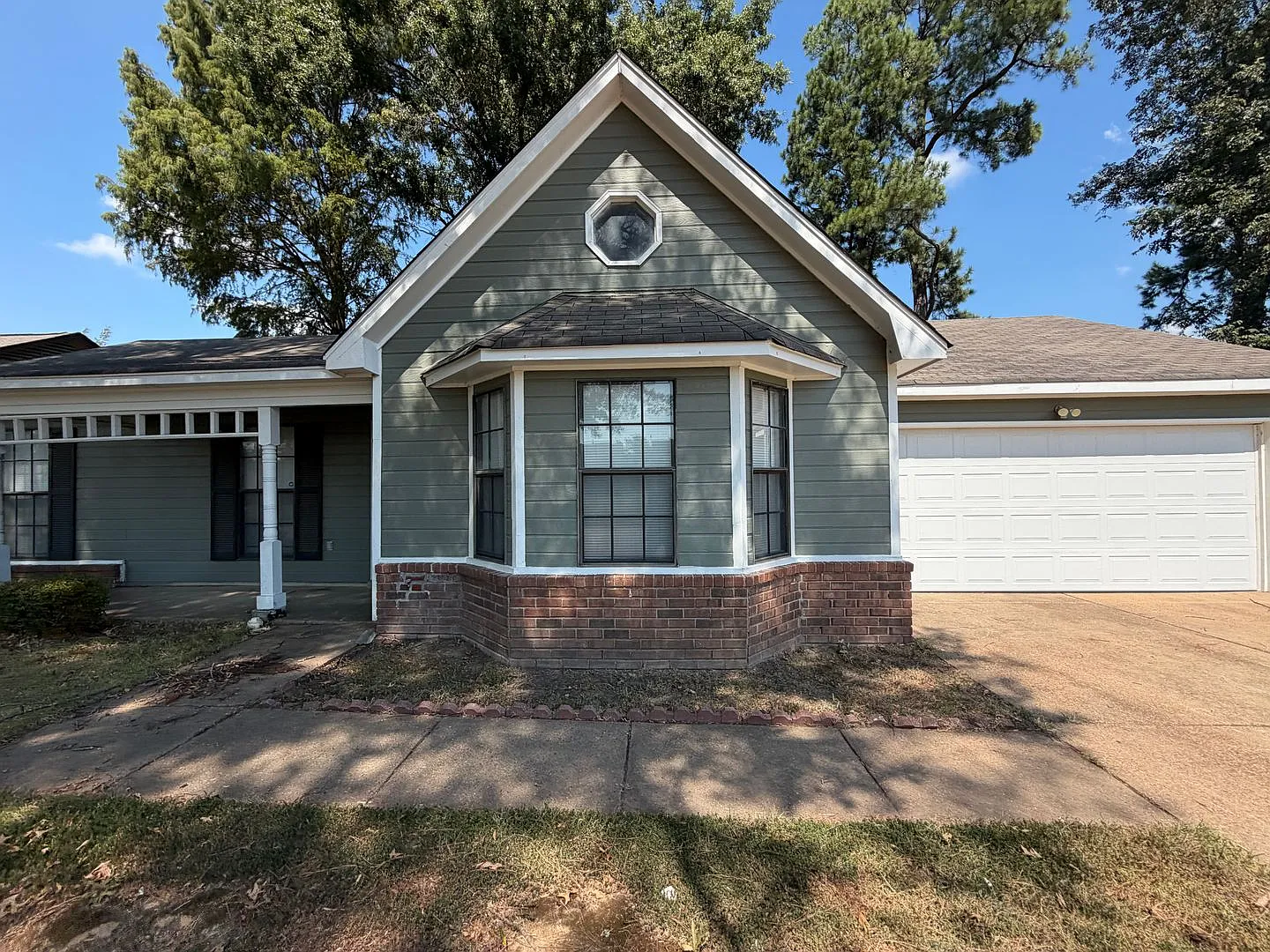 Welcome to 6482 Lake Valley Drive! — Photo 2