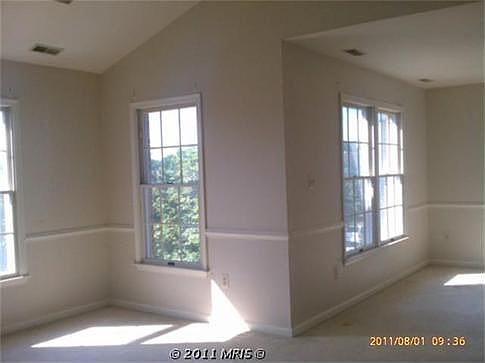 5th image of 112 Bunker Hill Ln