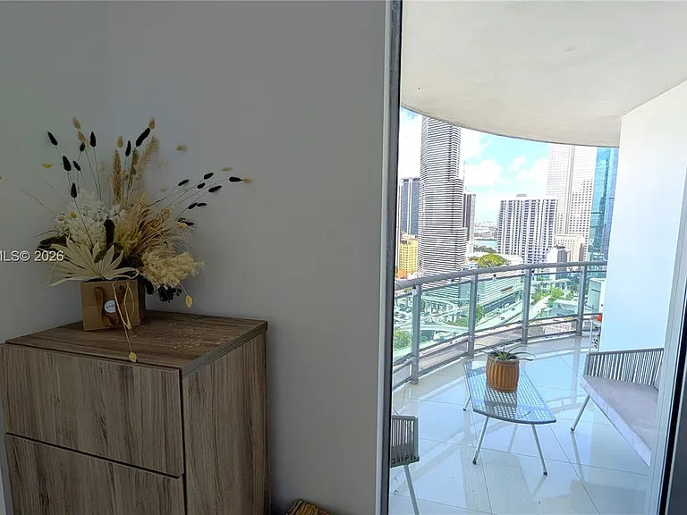 350 S Miami Ave #2813 — Photo 13