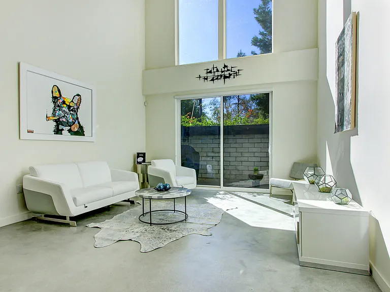 Studio Loft - Private Patios or Balconies
