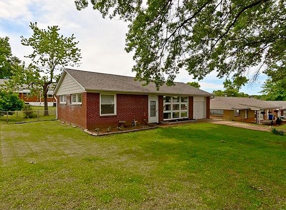 5th image of 7424 Jeanene Ave