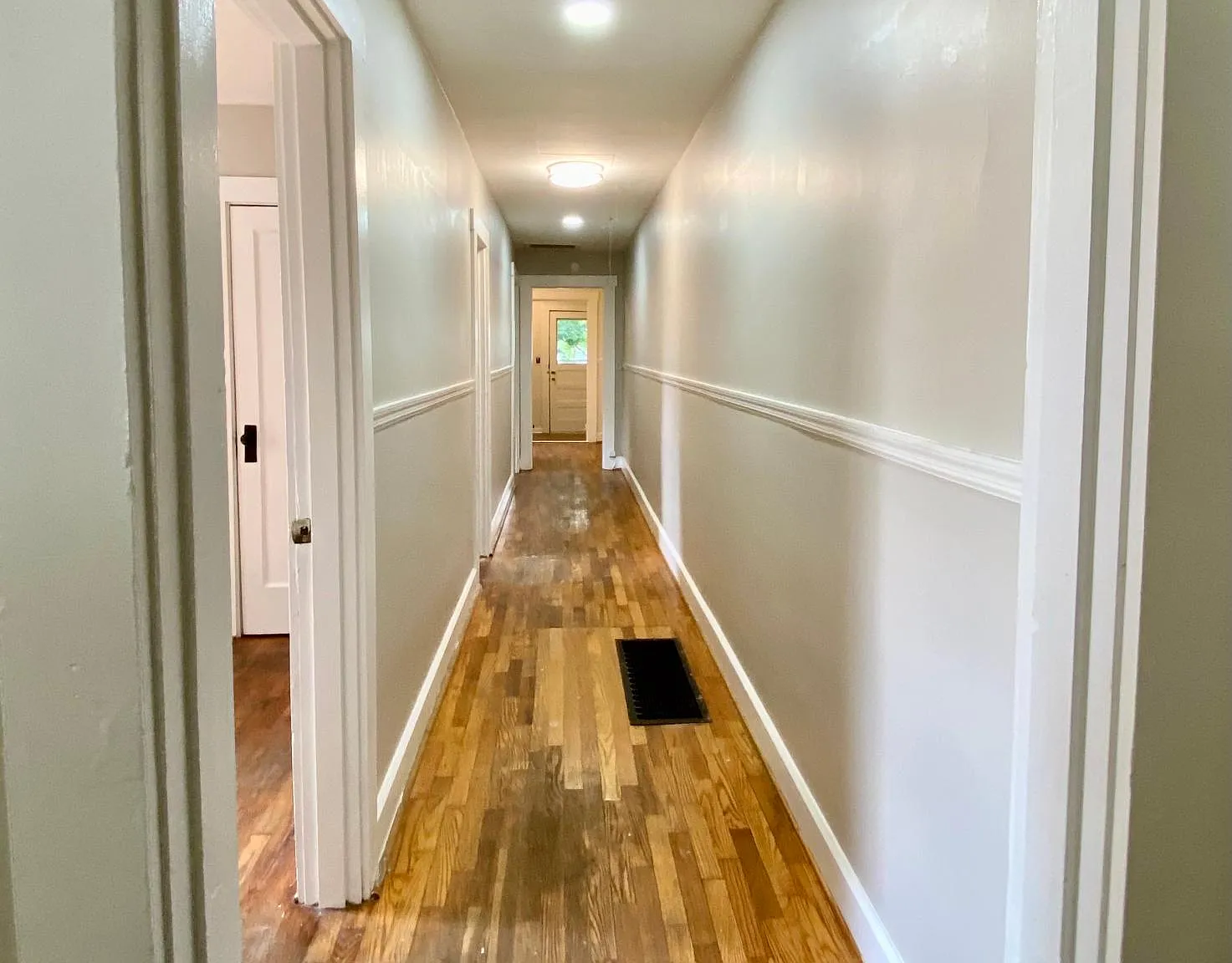 2 bed, 744 sqft, $895 — Photo 4