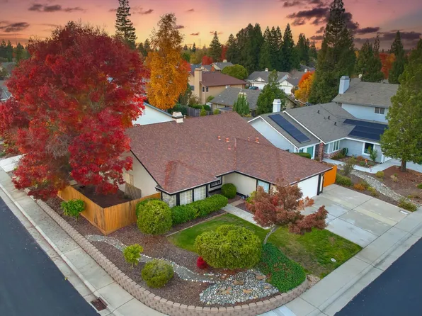 1425 Deerfield Cir, Roseville, CA 95747