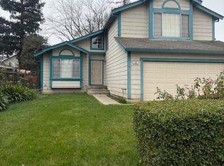 824 Arcadia Dr, Vacaville, CA