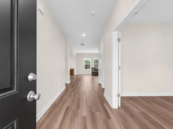159 Lucca Dr, Summerville, SC 29486