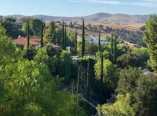 5552 Bill Cody Rd, Hidden Hills, CA 91302