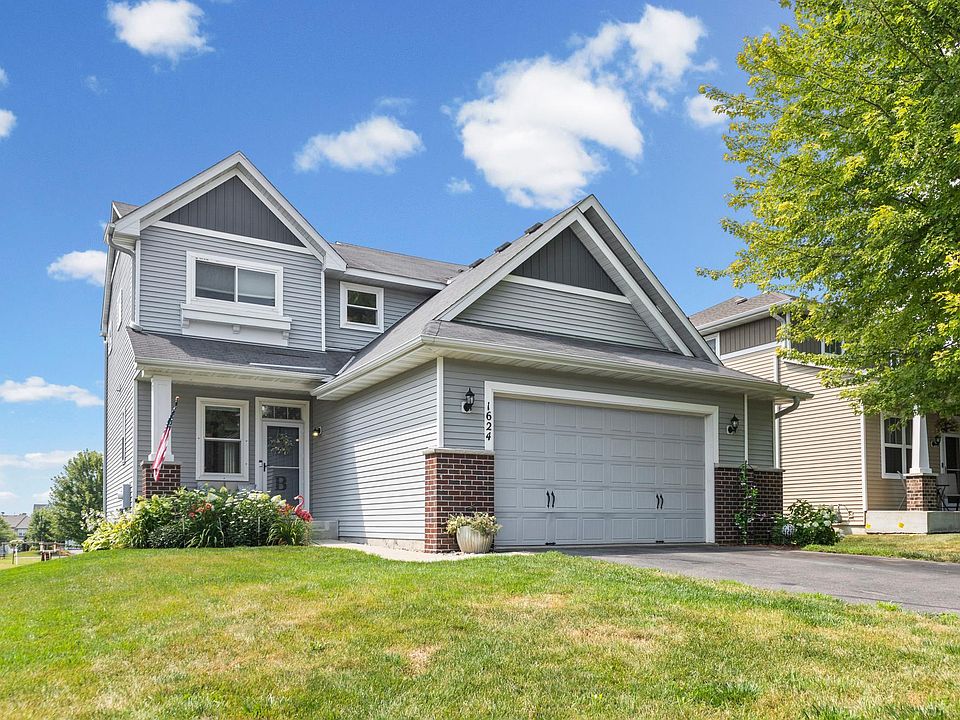1st image of 1624 Hackberry Ct
