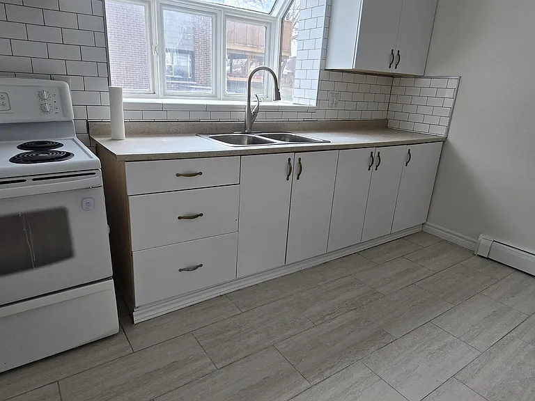 23 Rutherford Dr #B — Photo 7