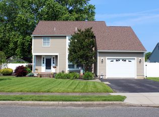 33 Diane Dr, Brick, NJ 08724