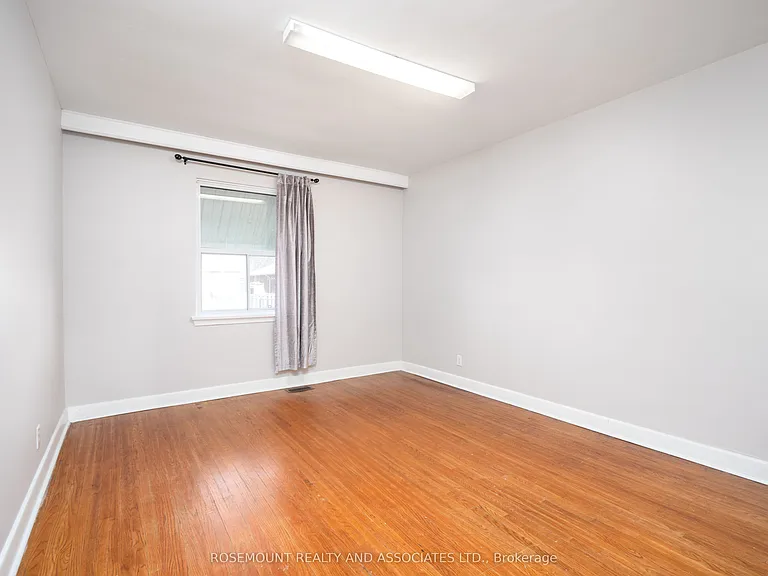 32 Maywood Park #UPPER — Photo 12