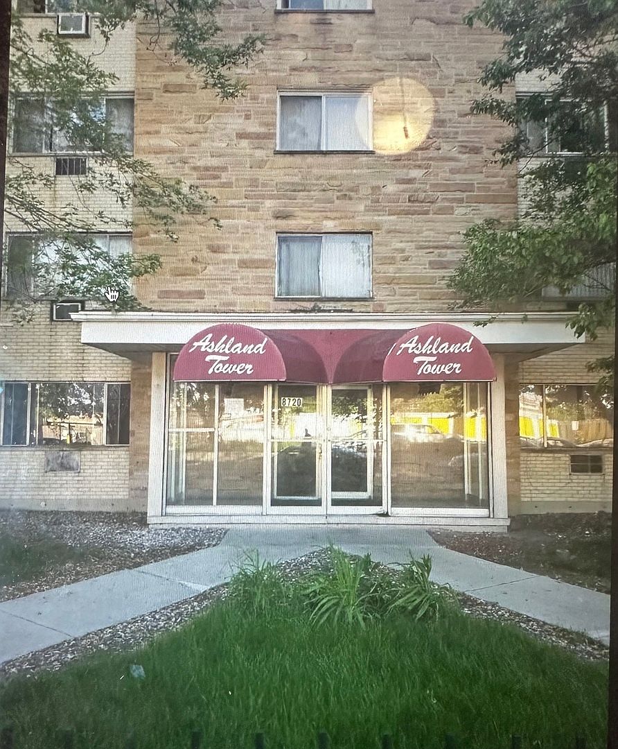 8720 S Ashland Ave APT 1F, Chicago, IL 60620 | Zillow