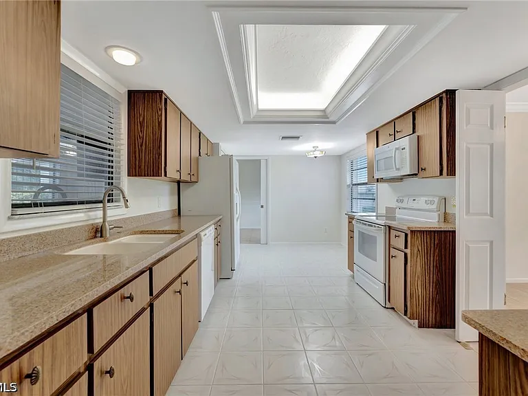 1516 Sautern Dr — Photo 21