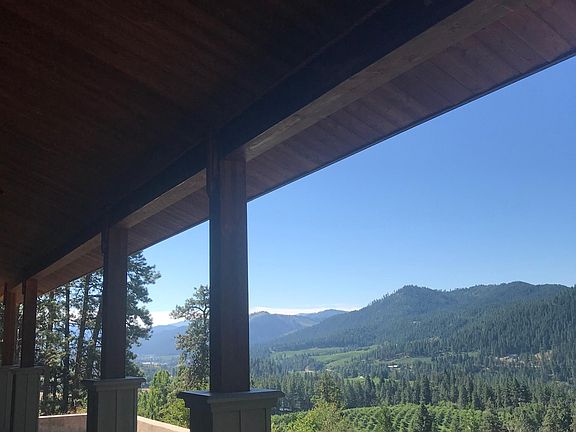 Sitting Porch