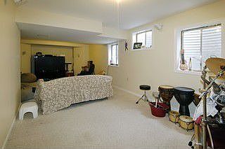 2nd image of 526 E Thornwood Dr