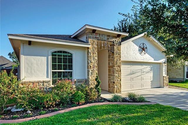 1st image of 706 Algerita Dr