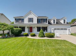 3952 Stonegate Dr, Mishawaka, IN 46544