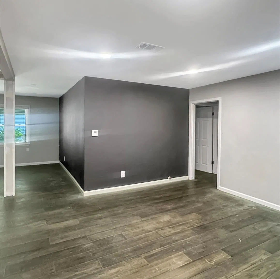 3 bed, 2.0 bath, 1118 sqft, $1,650 — Photo 3