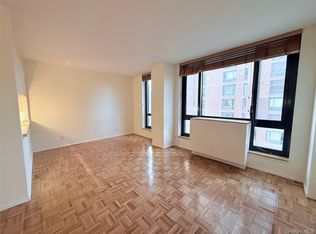 1 Irving Place #U17H, New York (Manhattan), NY 10003
