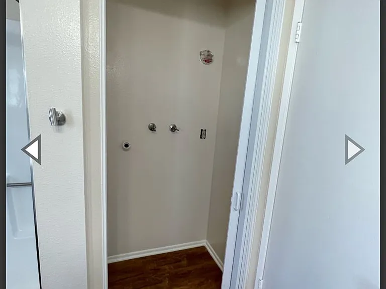 13215 Moorpark St. — Photo 13