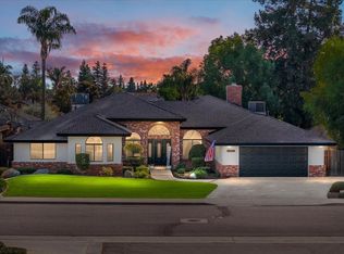 7413 Lovetta Dr, Bakersfield, CA 93308